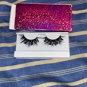 Mink Eyelashes